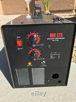 MIG Welder Lotos MIG175 220-Volt 175 Amp MIG Flux-Core Welder & Spool Gun New